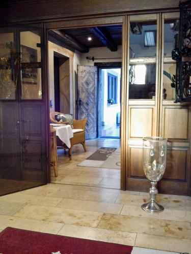 Lobby, Hotel Burg Breuberg in Hochst i. Odw.