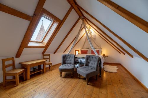 Standard Double Room with Canopy - Attic