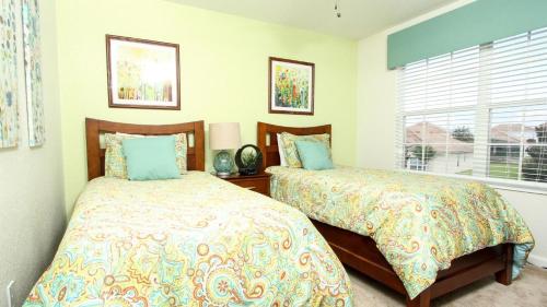 Archfeld Blvd 2582 - image 11