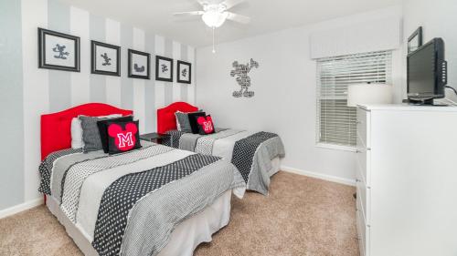 2574 Archfeld Blvd - image 2