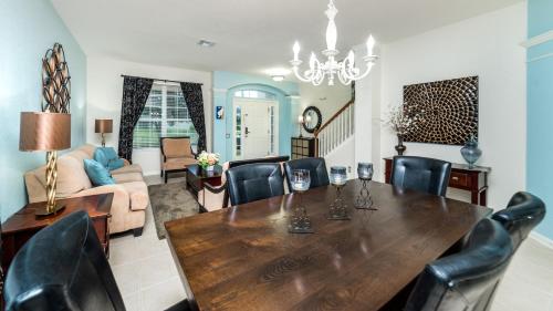 2574 Archfeld Blvd - image 6