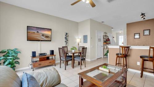 Silver Palm 2326 - image 2