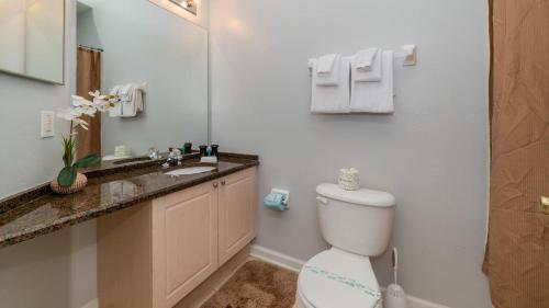 8135 Sun Palm Drive - image 10