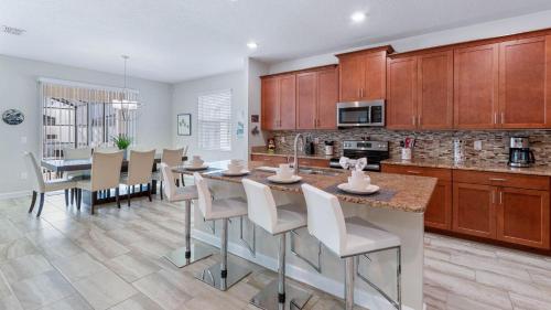 4720 sleepy hollow drive - image 3