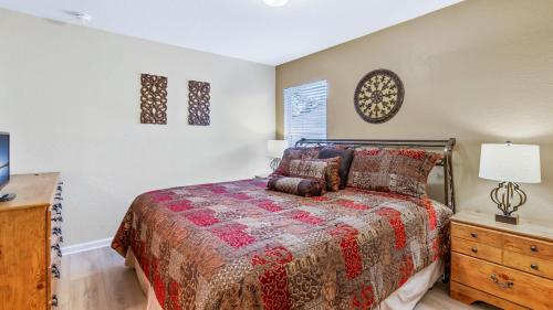 2638 Dinville Street - image 13