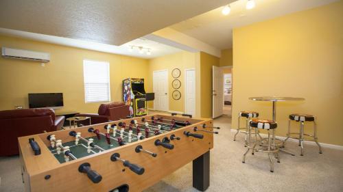 7713 Comrow Street - image 6
