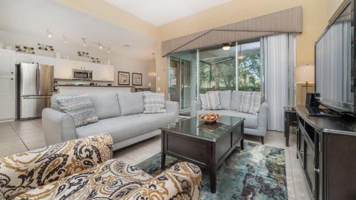 7713 Comrow Street - image 11