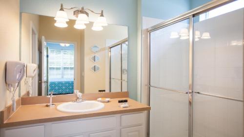 7713 Comrow Street - image 12