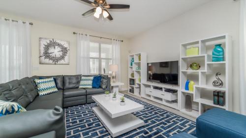 9088 Hazard Street - image 11