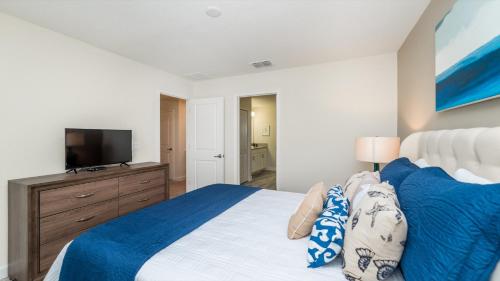 9088 Hazard Street - image 14