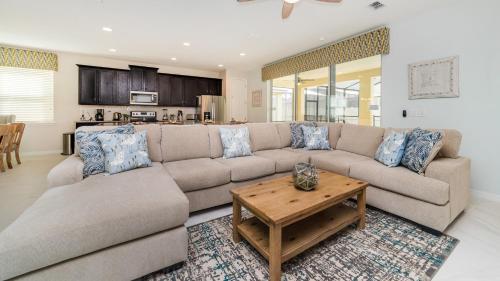 1608 Herrons Green Path - image 2