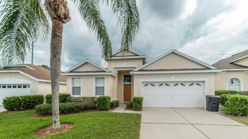 8208 Fan Palm Way - image 11