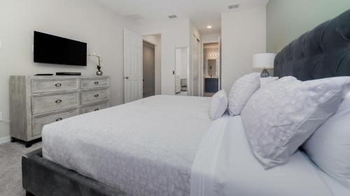 # 9034 Pelican Cove Trace - image 11