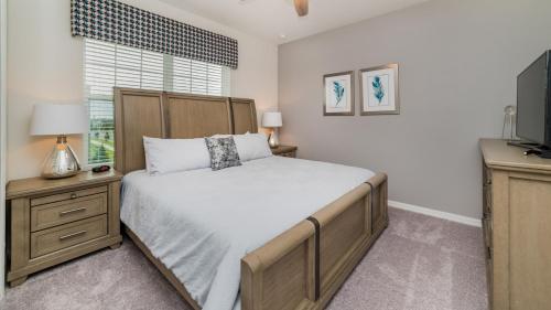 9000 Egret Mills Terrace - main image