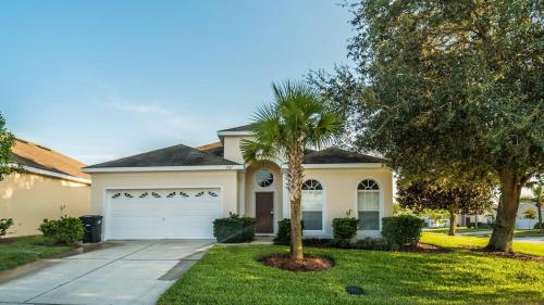 8147 fan palm way - image 2
