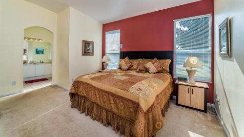 8147 fan palm way - image 8