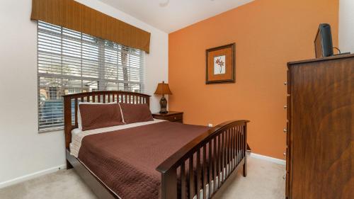 7678 otterspool street - image 4