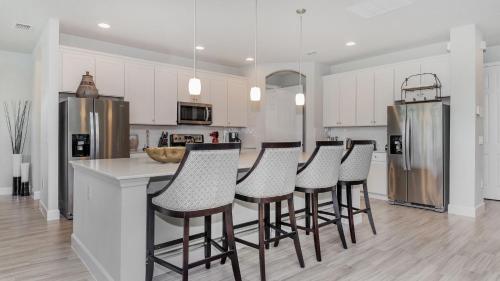 6008 oak green loop - image 2