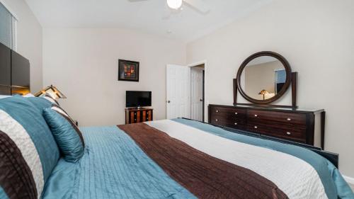 King Palm Circle 8008 - image 12