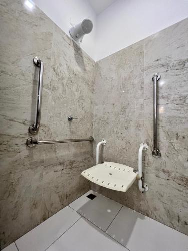 Double Room image 8