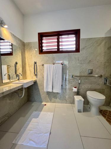 Double Room image 7