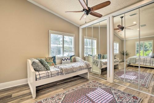 Charming Port Richey Retreat with Shared Dock in Port Richey (FL)