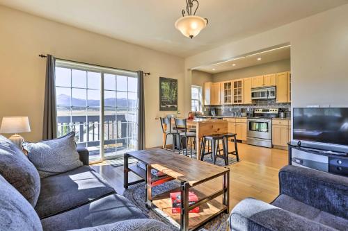 Lovely Fraser Retreat with Hot Tub and Fire Pit! in Fraser, USA
