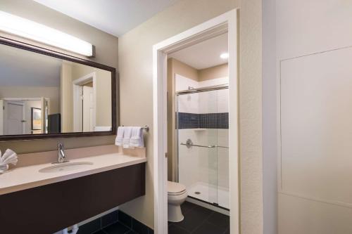 Sonesta ES Suites Dulles Airport