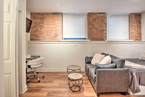 Cozy Norwalk Studio about 3 Mi to Beach! in Norwalk, USA