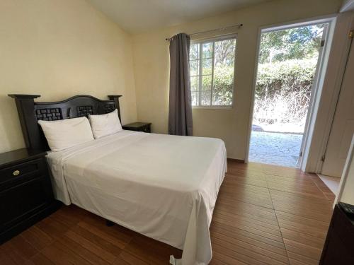 Real Home by Real del Bosque
