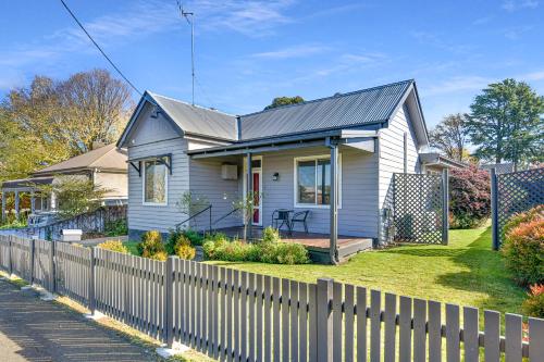 Cottage on Lords