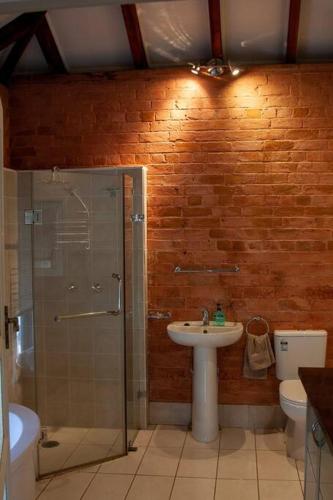 1885 Warehouse Apartment in Tumbarumba
