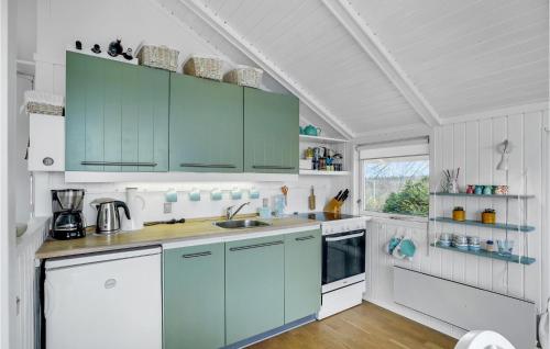 Konyha, Lovely Home In Roslev With Kitchen in Roslev