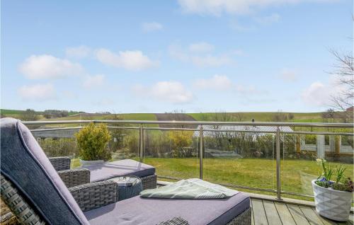 Kert, Lovely Home In Roslev With Kitchen in Roslev