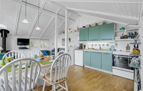 Konyha, Lovely Home In Roslev With Kitchen in Roslev