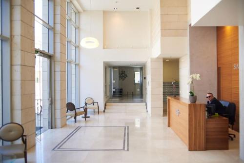Jerusalem Saidoff Apt 3BDR//Pool//Gym//parking