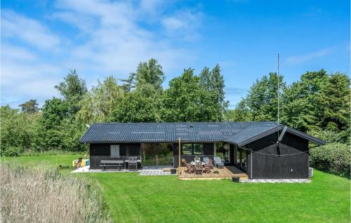 Nice Home In Gilleleje With Kitchen