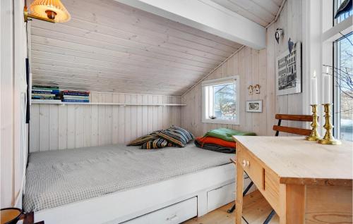 2 Bedroom Cozy Home In Knebel