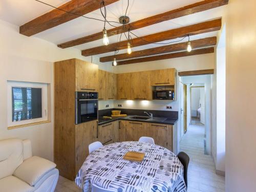 Appartement Cauterets, 3 pièces, 8 personnes - FR-1-401-250 - Location saisonnière - Cauterets