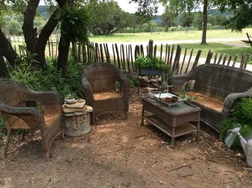 Last Outpost - Sophies Cottage in Medina, USA