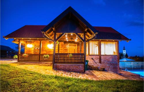 Cozy Home In Jamnica Pisarovinska With Kitchen