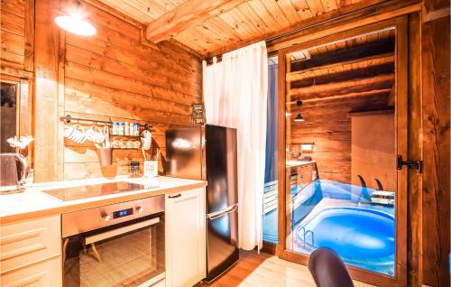 Cozy Home In Jamnica Pisarovinska With Kitchen