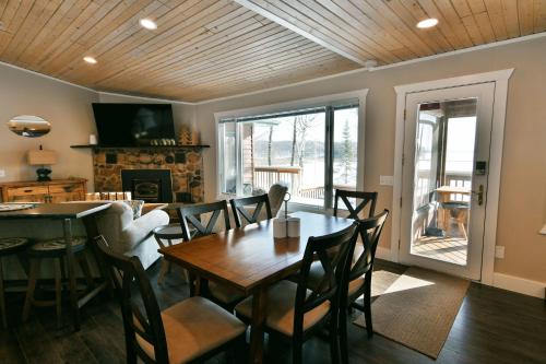 Spruce Haven home - image 14