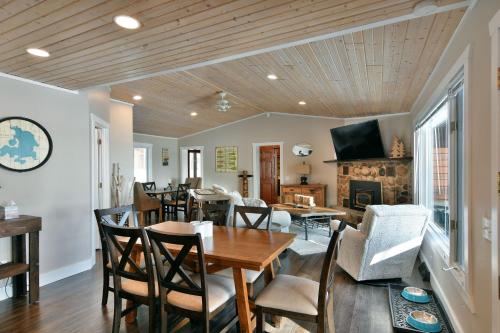 Spruce Haven home - image 4