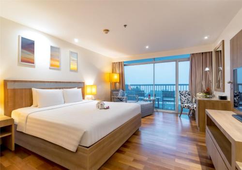 View, Radisson Resort & Spa Hua Hin in Cha Am Beachfront