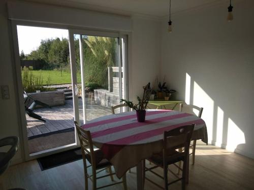 maison bord de mer individuel maanja in Anneville-sur-Mer
