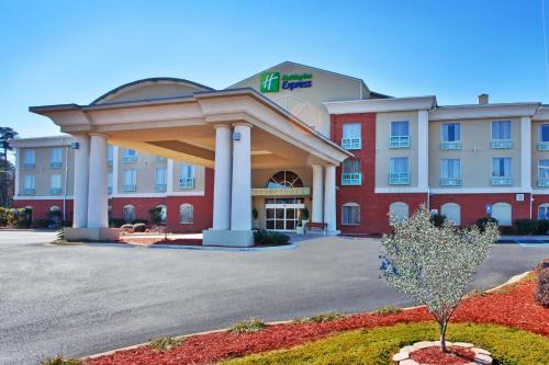 Holiday Inn Express and Suites Thomasville, an IHG Hotel