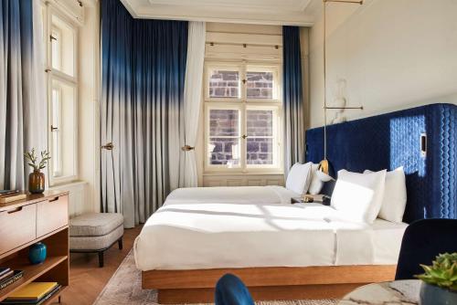 Andaz Prague - image 2