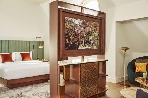 room detail thumbnail 0