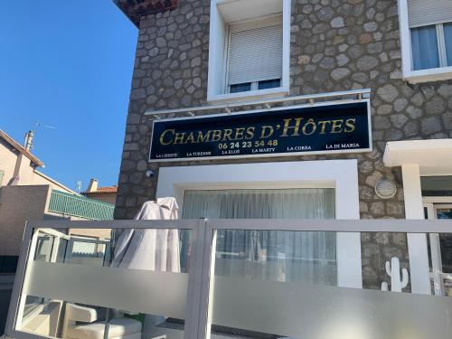 La CORSA CHAMBRE FAMILIALE DELUXE 4